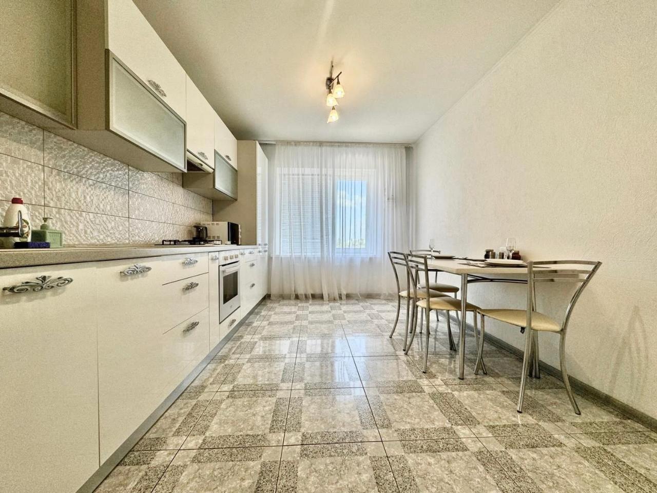 Apartpoltava Стильні Білосніжні Апартаменти, 2-Окремі Кімнати , Документи Для Відрядження , Банківський Чек Exterior foto